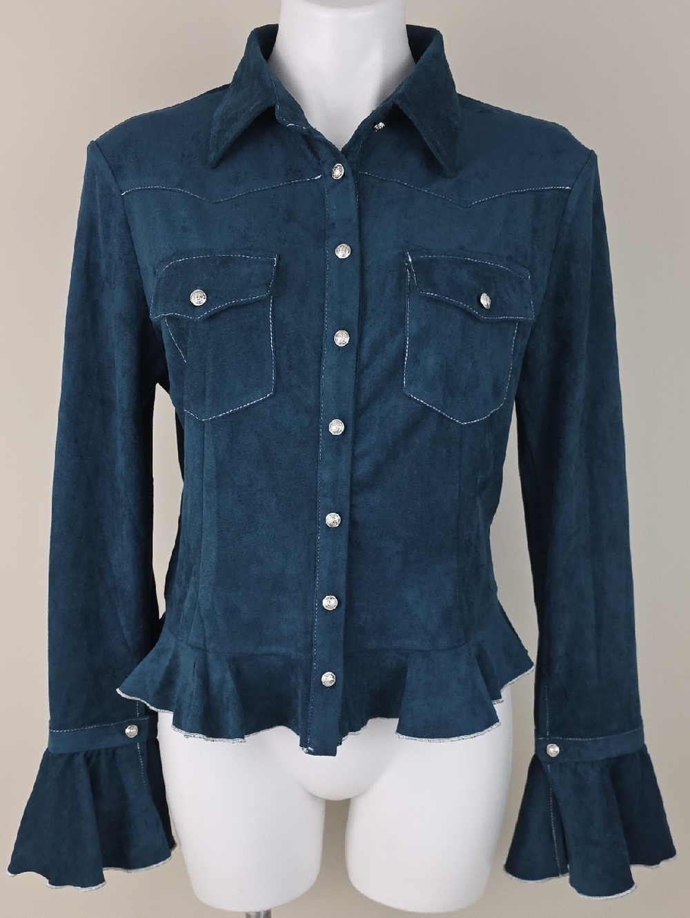 Oyrosy Western-Chic Boho Romantic Bell Sleeve Button Down Faux Suede Top. Size L - Picture 3 of 8